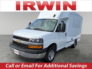 2025 Chevrolet Express Cutaway 3500 1WT