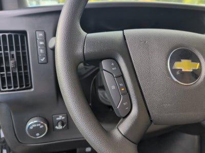 2026 Chevrolet Express Cutaway 3500 1WT
