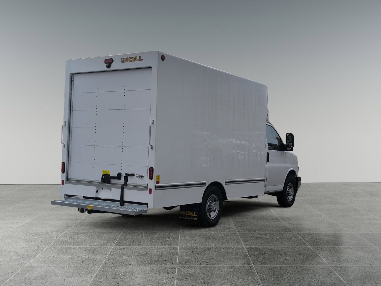 2026 Chevrolet Express Cutaway 3500 1WT
