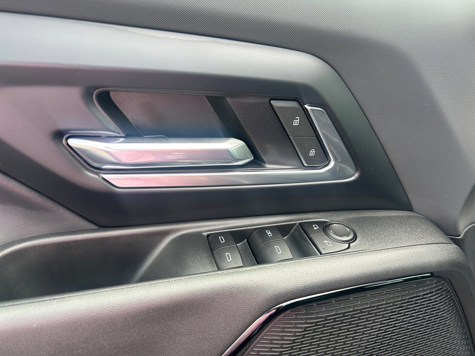 2026 Chevrolet Silverado EV LT - Standard Range