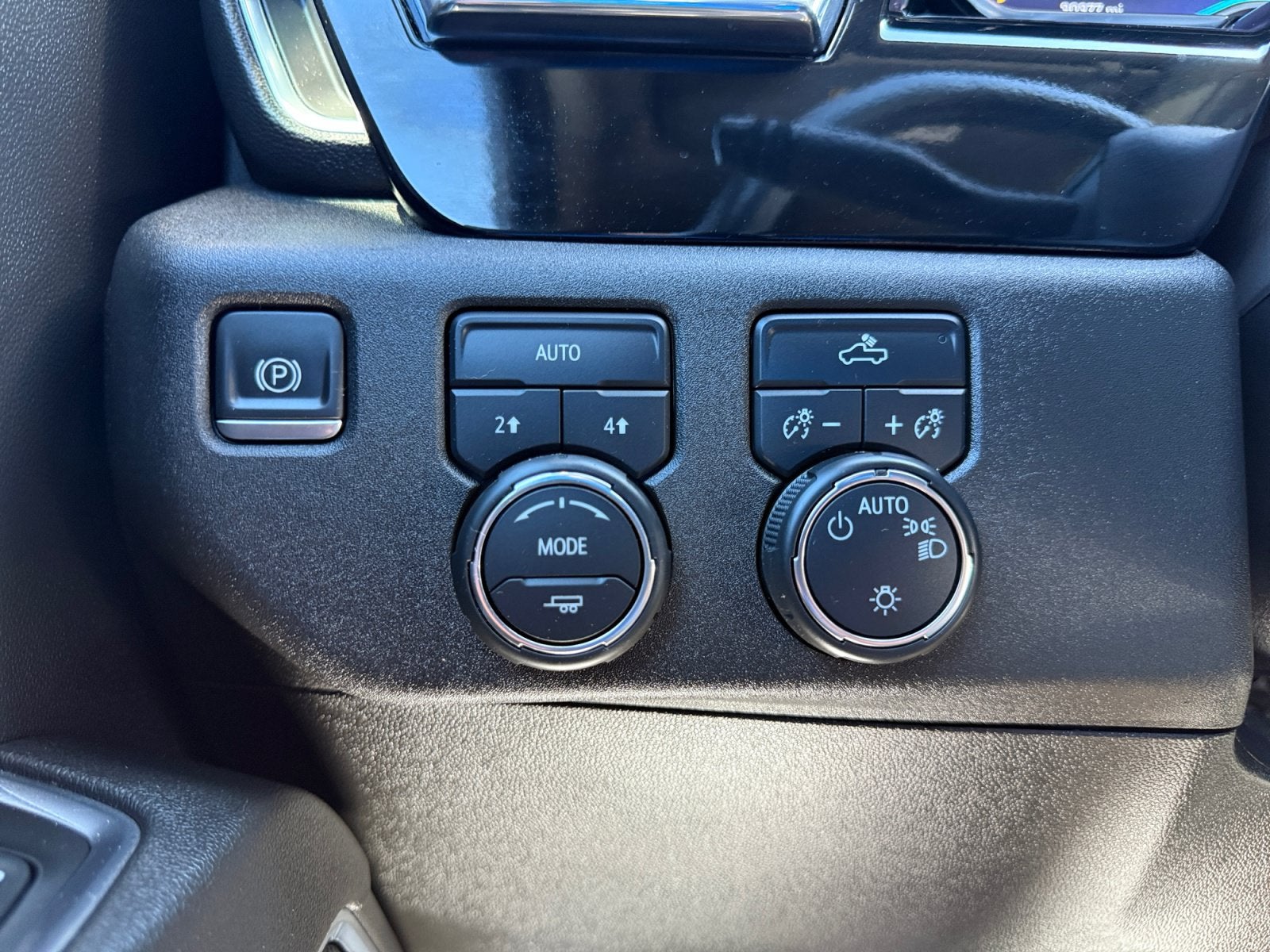 2024 Chevrolet Silverado 1500 LT - Photo 21