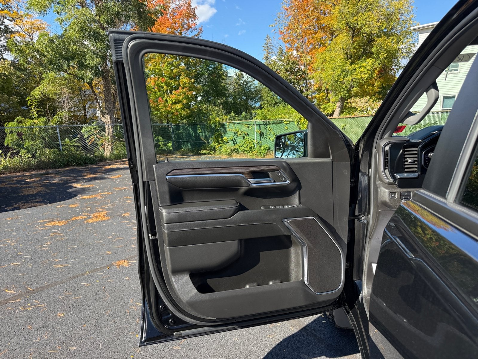2024 Chevrolet Silverado 1500 LT - Photo 23