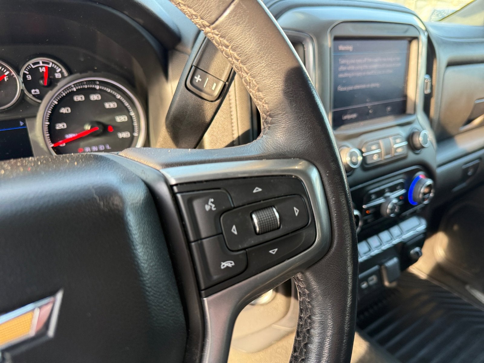 2022 Chevrolet Silverado 1500 LTD LT (2FL)