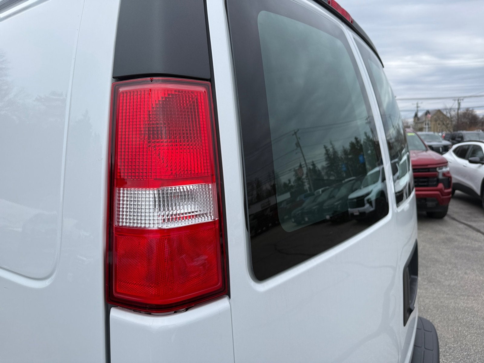 2026 Chevrolet Express Cargo WT