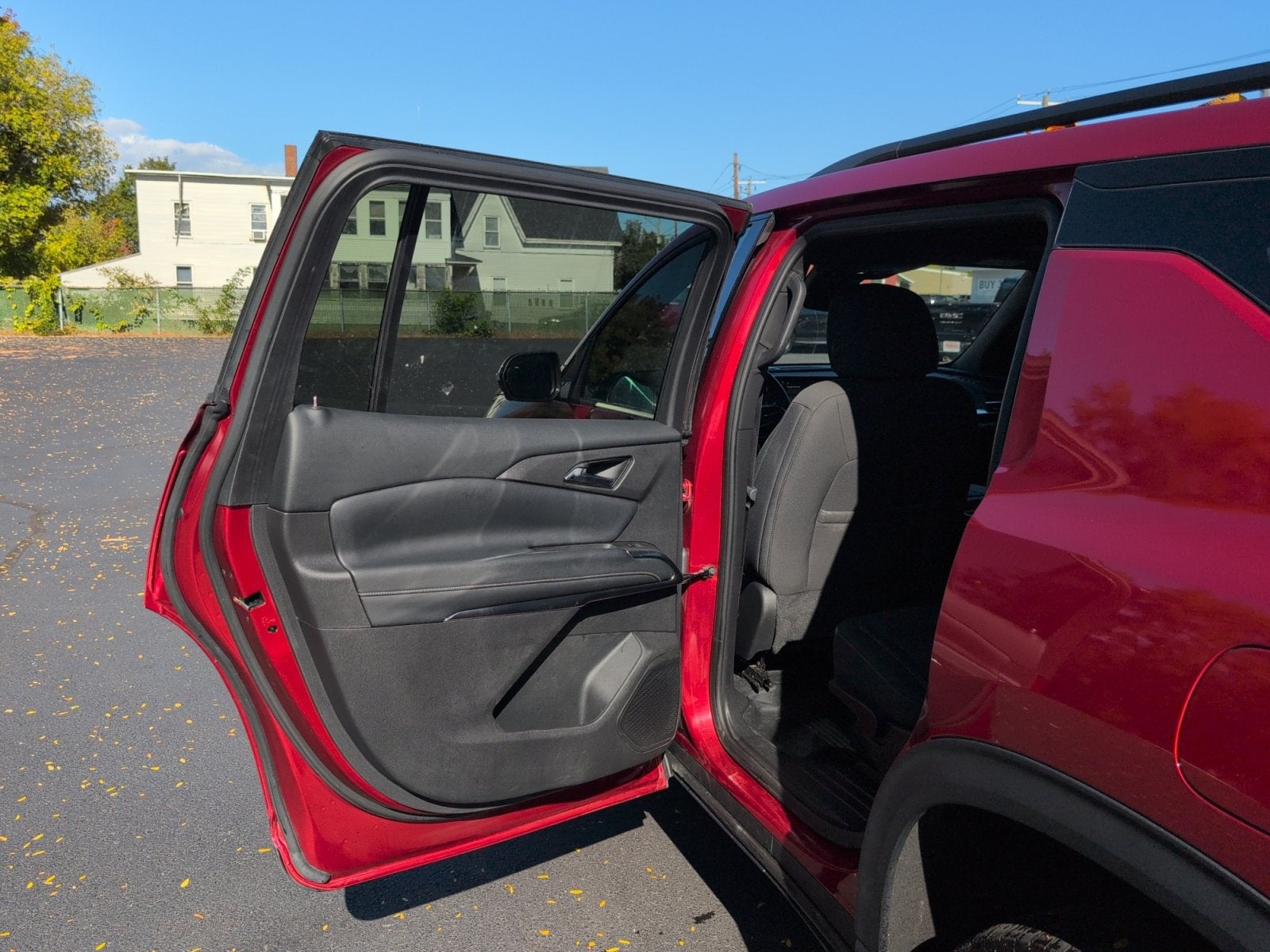 2025 Chevrolet Traverse LT - Photo 23