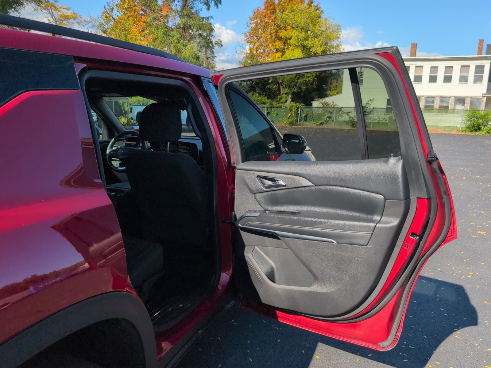 2025 Chevrolet Traverse LT - Photo 25