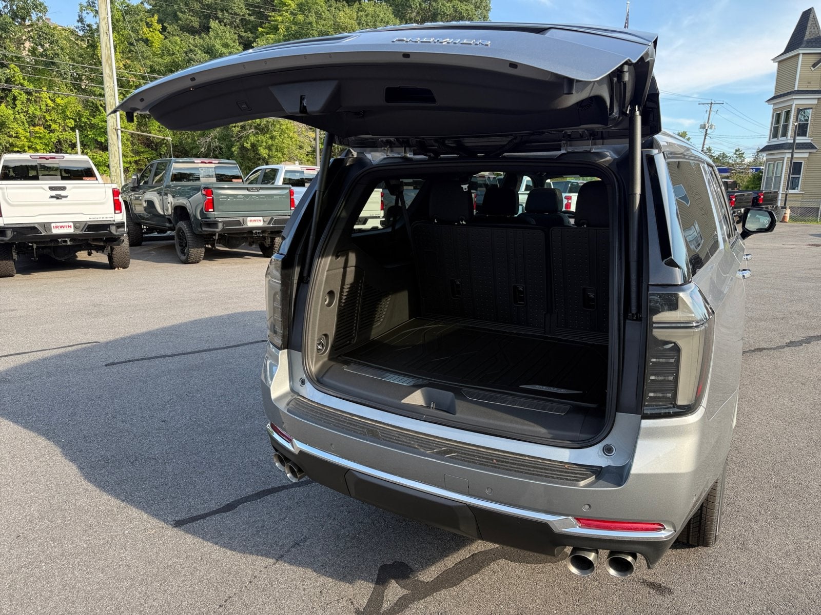 2026 Chevrolet Suburban Premier