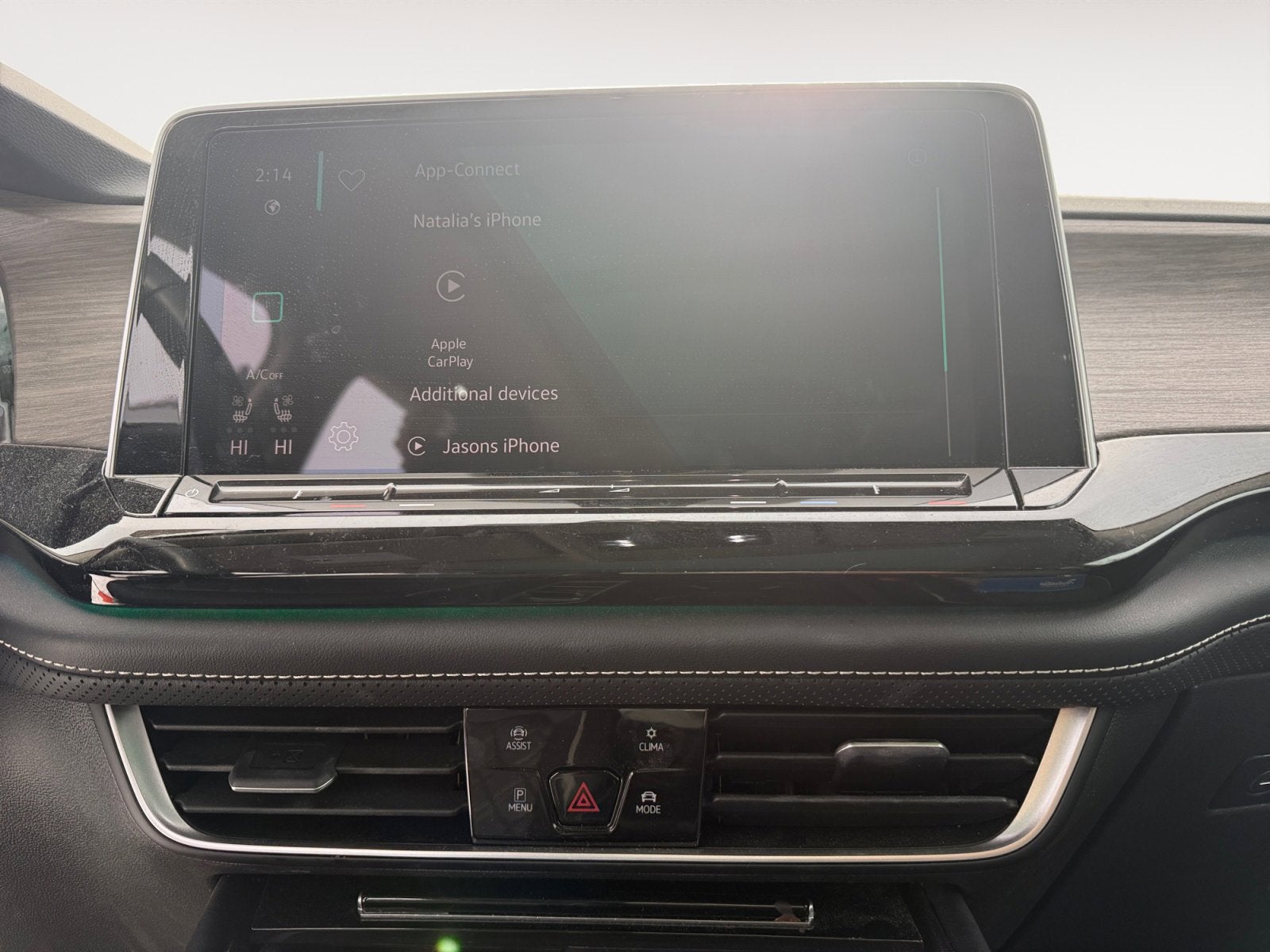 2024 Volkswagen Atlas 2.0T SEL Premium R-Line