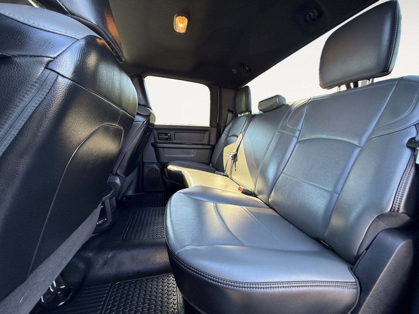 2022 RAM 2500 Tradesman Crew Cab 4x4 6'4" Box