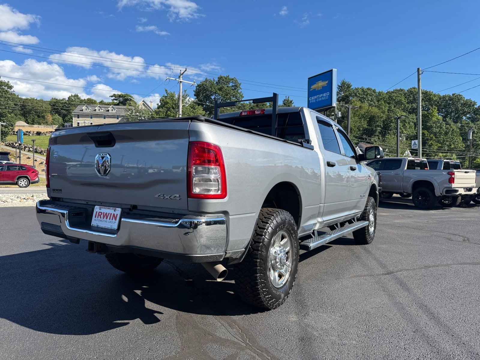 2022 RAM 2500 Tradesman Crew Cab 4x4 6'4" Box
