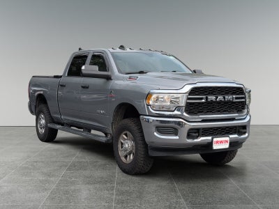 2022 RAM 2500 Tradesman Crew Cab 4x4 6'4" Box