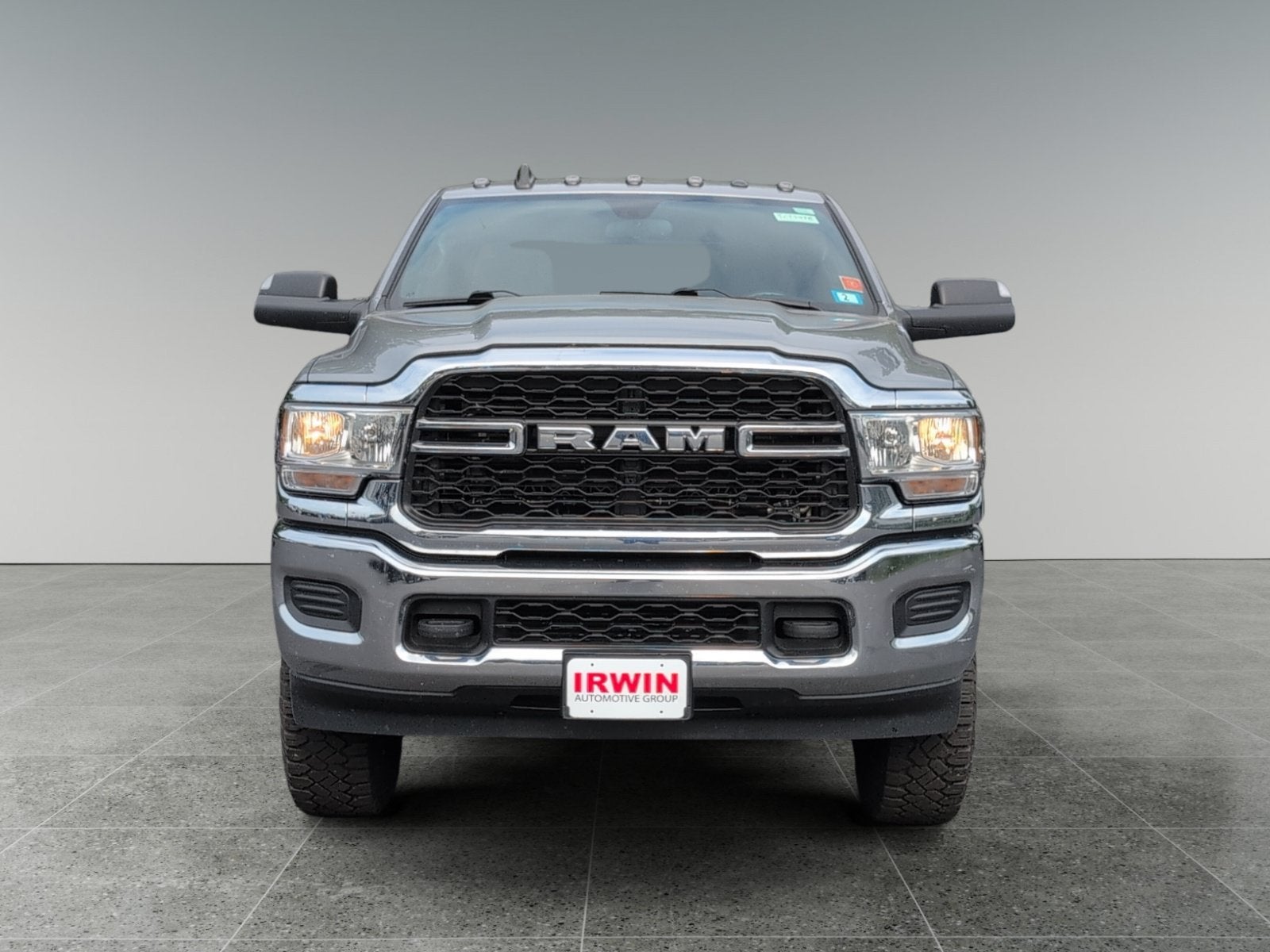 2022 RAM 2500 Tradesman Crew Cab 4x4 6'4" Box