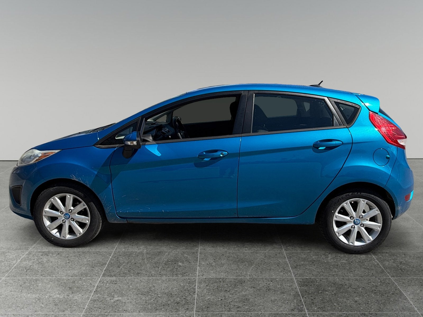 2013 Ford Fiesta SE
