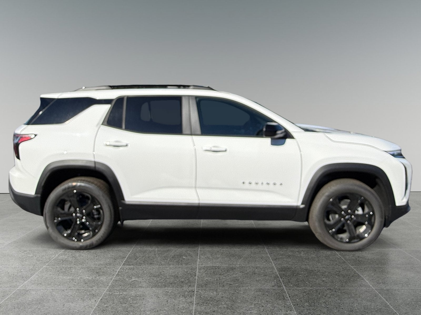 2027 Chevrolet Equinox LT - Photo 6