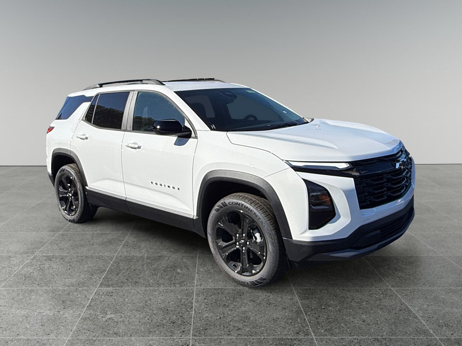 2027 Chevrolet Equinox LT - Photo 7