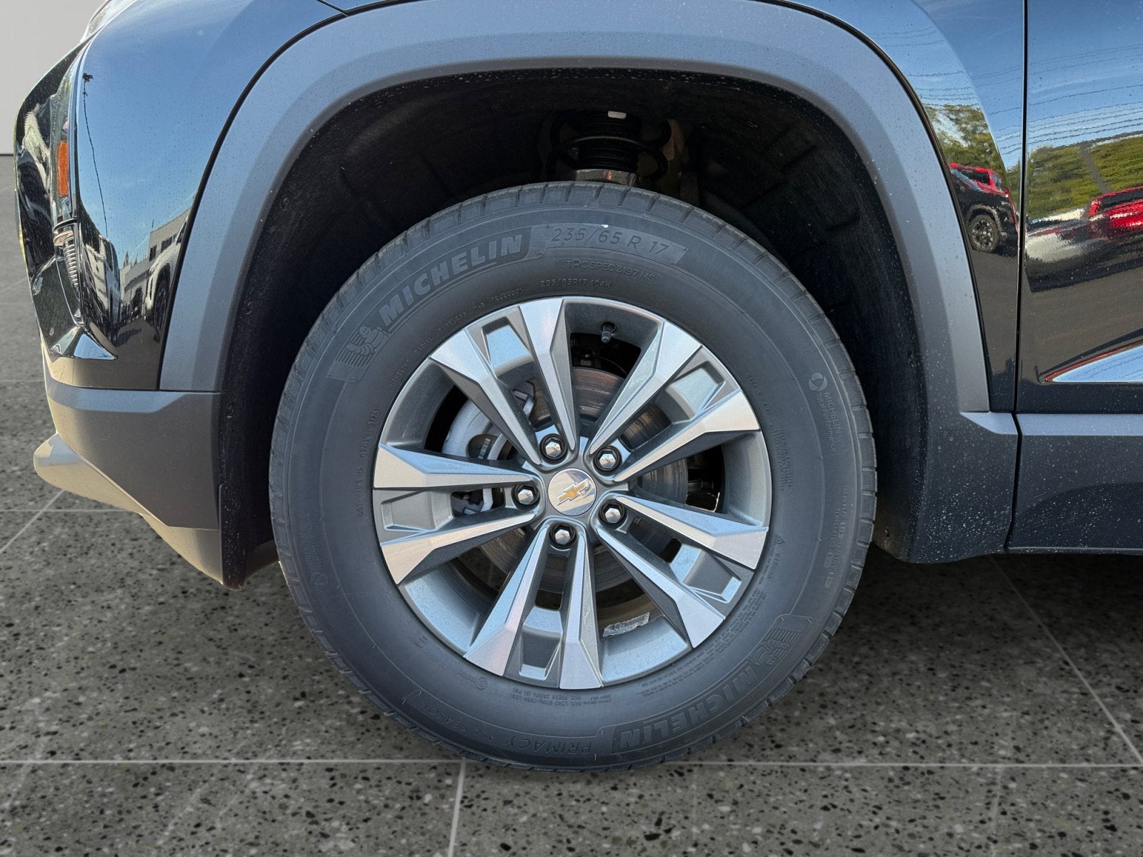 2027 Chevrolet Equinox LT - Photo 14