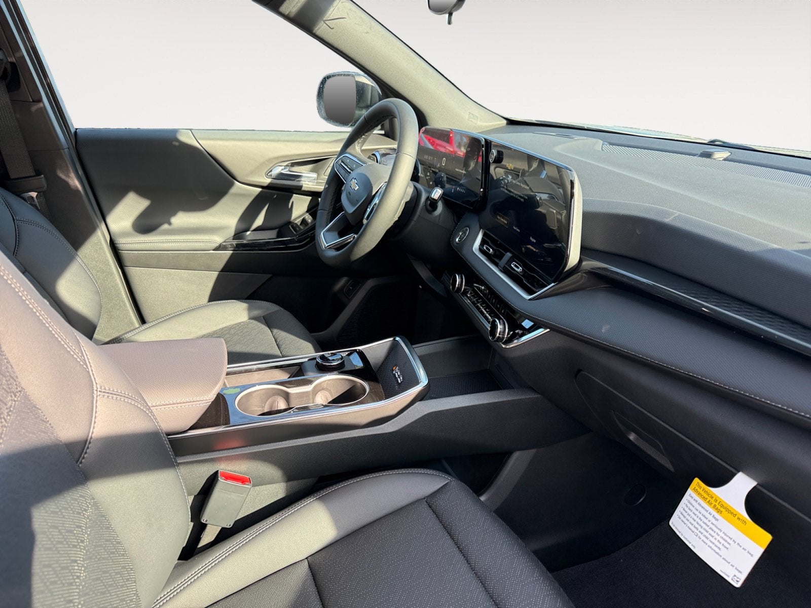 2027 Chevrolet Equinox LT - Photo 15