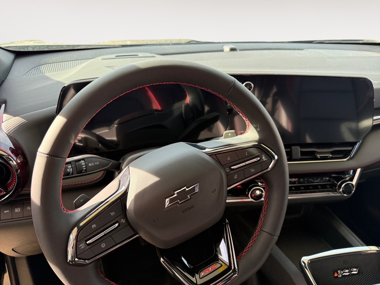 2027 Chevrolet Equinox RS - Photo 12