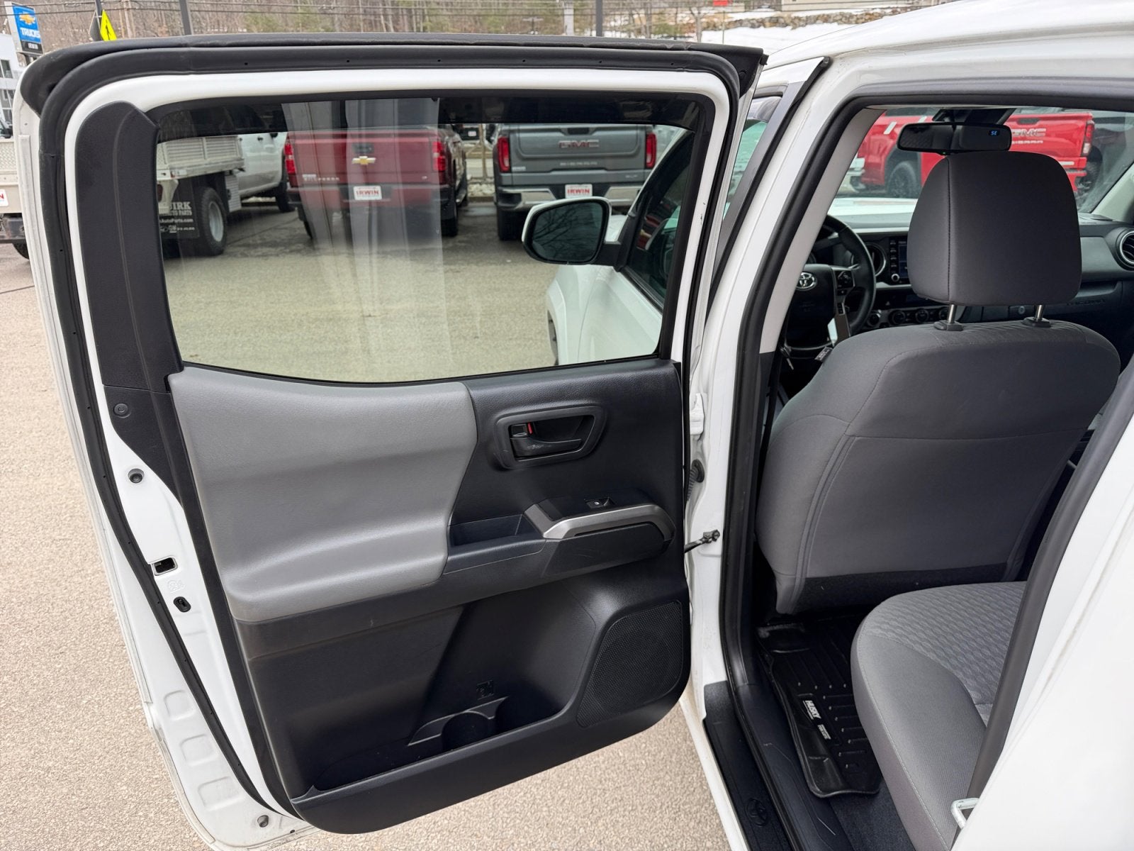 2021 Toyota Tacoma 4WD SR5