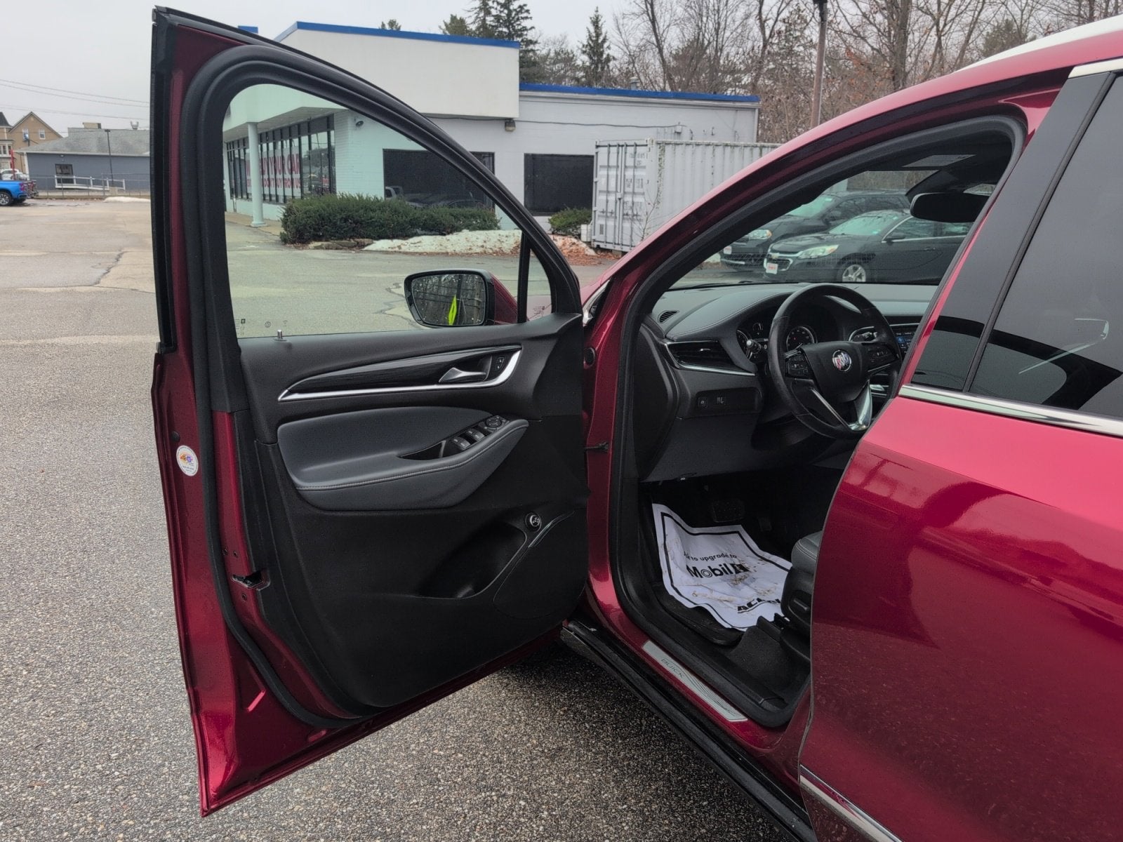 2023 Buick Enclave Essence