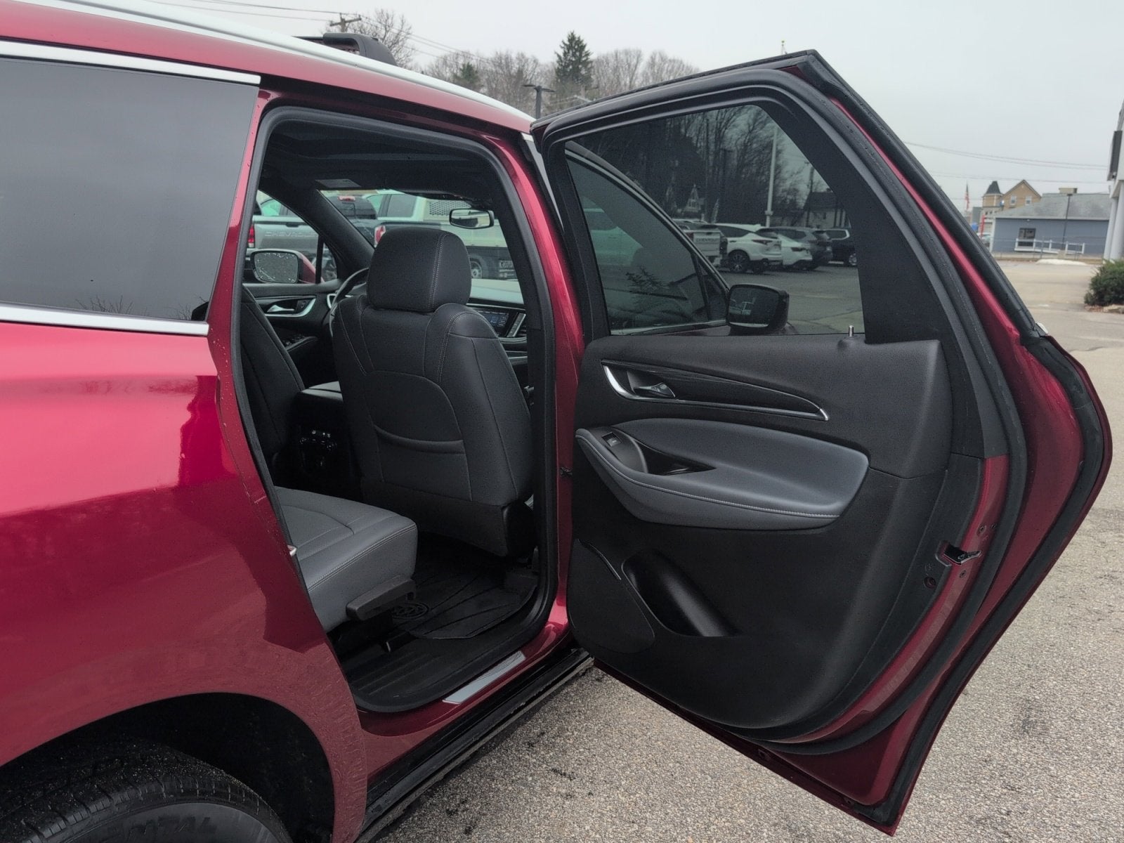 2023 Buick Enclave Essence