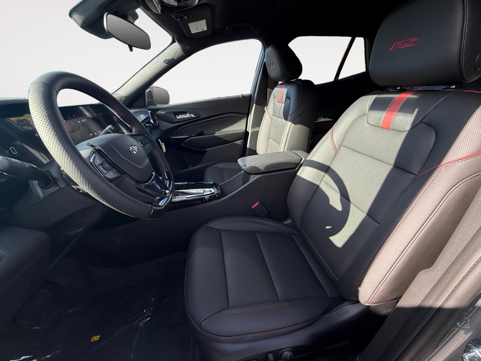 2026 Chevrolet Trax RS - Photo 9
