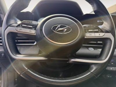 2022 Hyundai Elantra Limited