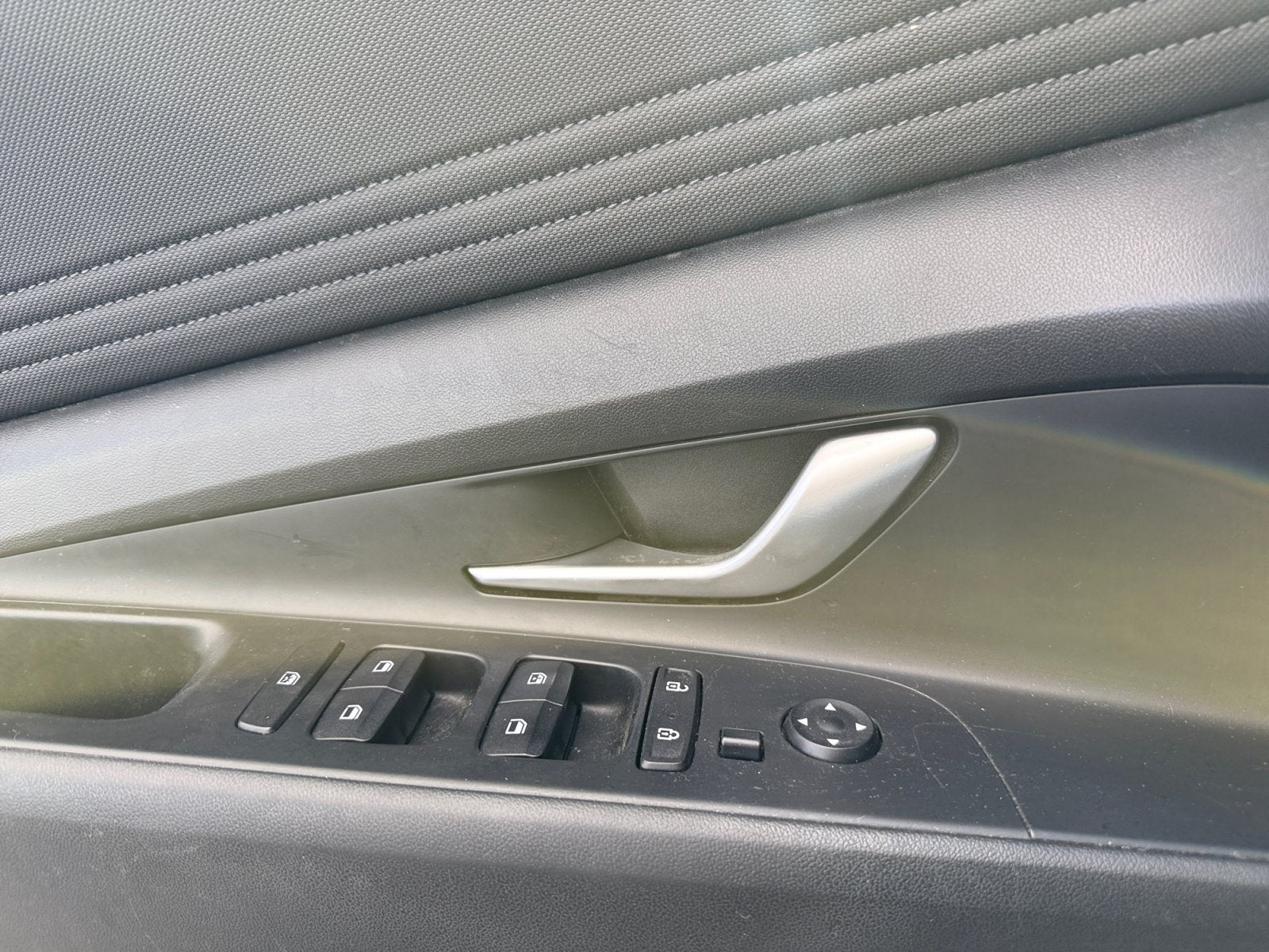 2022 Hyundai Elantra Limited