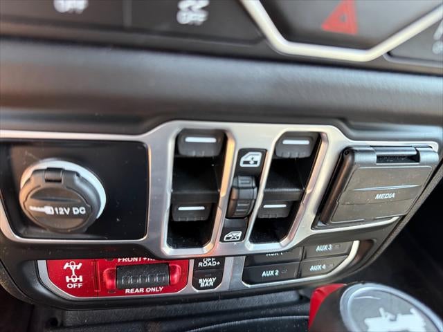 2025 Jeep Wrangler Rubicon X
