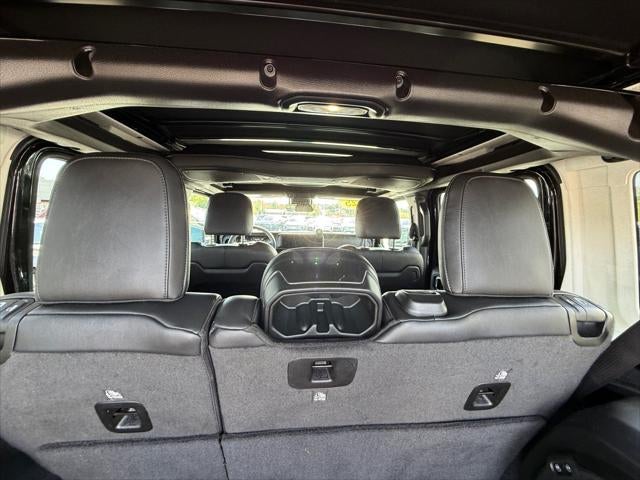 2025 Jeep Wrangler Rubicon X