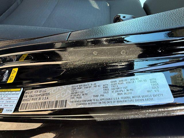 2023 Jeep Gladiator Sport