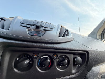 2018 Ford Transit Passenger Wagon XLT