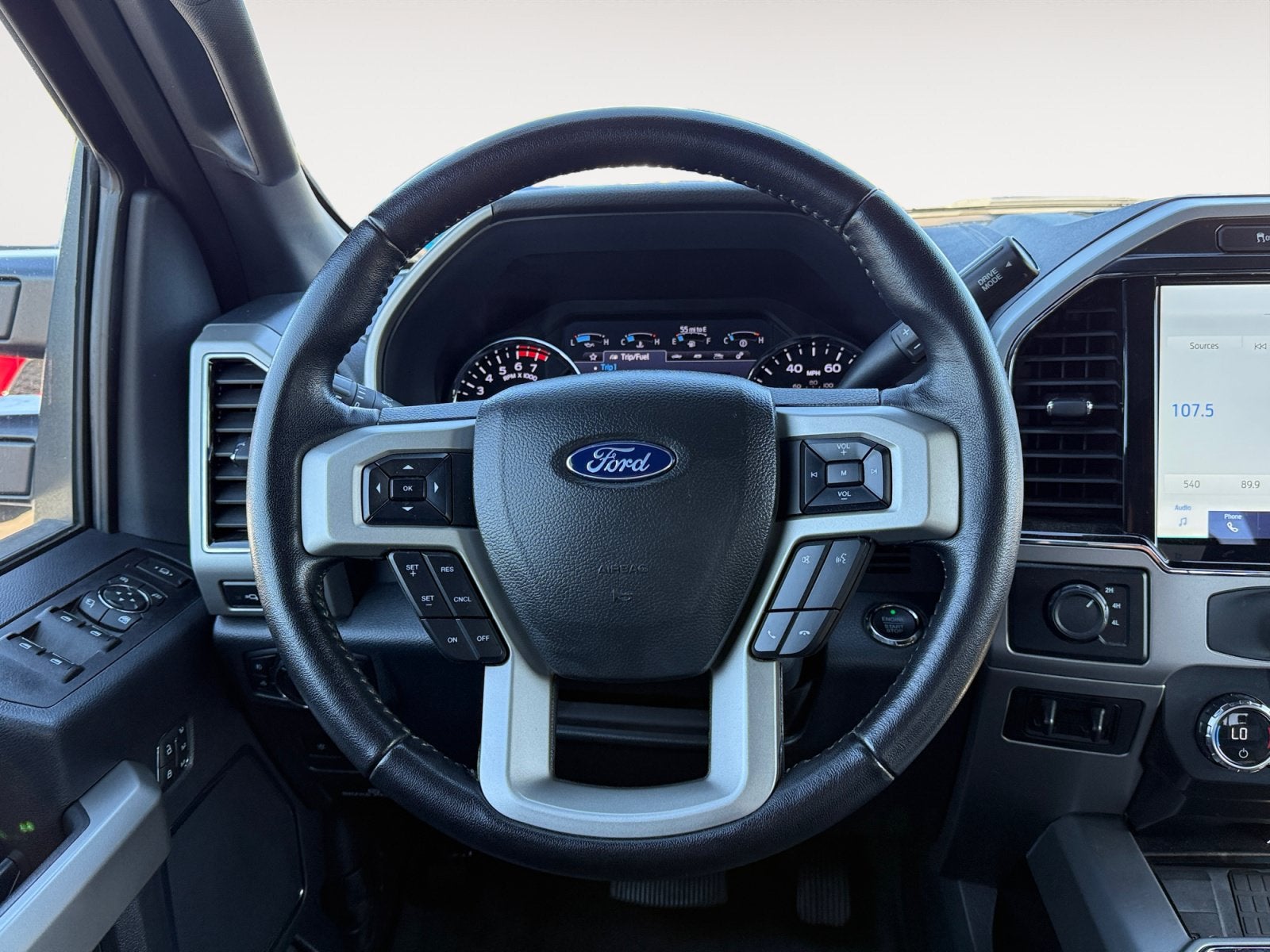 2022 Ford Super Duty F-250 SRW LARIAT