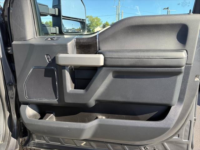 2022 Ford Super Duty F-250 SRW LARIAT