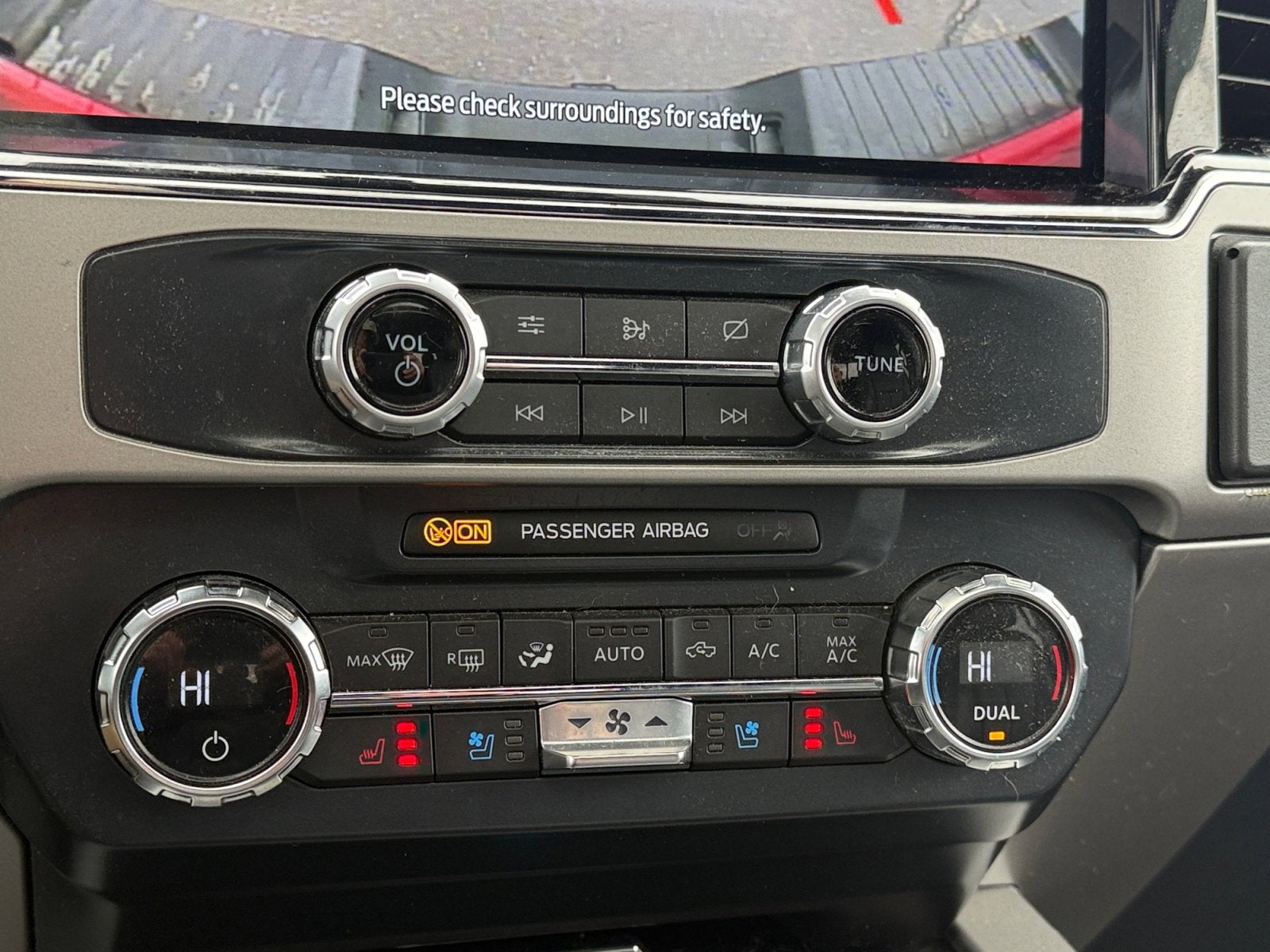 2022 Ford Super Duty F-250 SRW LARIAT