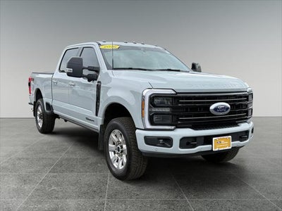 2026 Ford Super Duty F-350 SRW Platinum