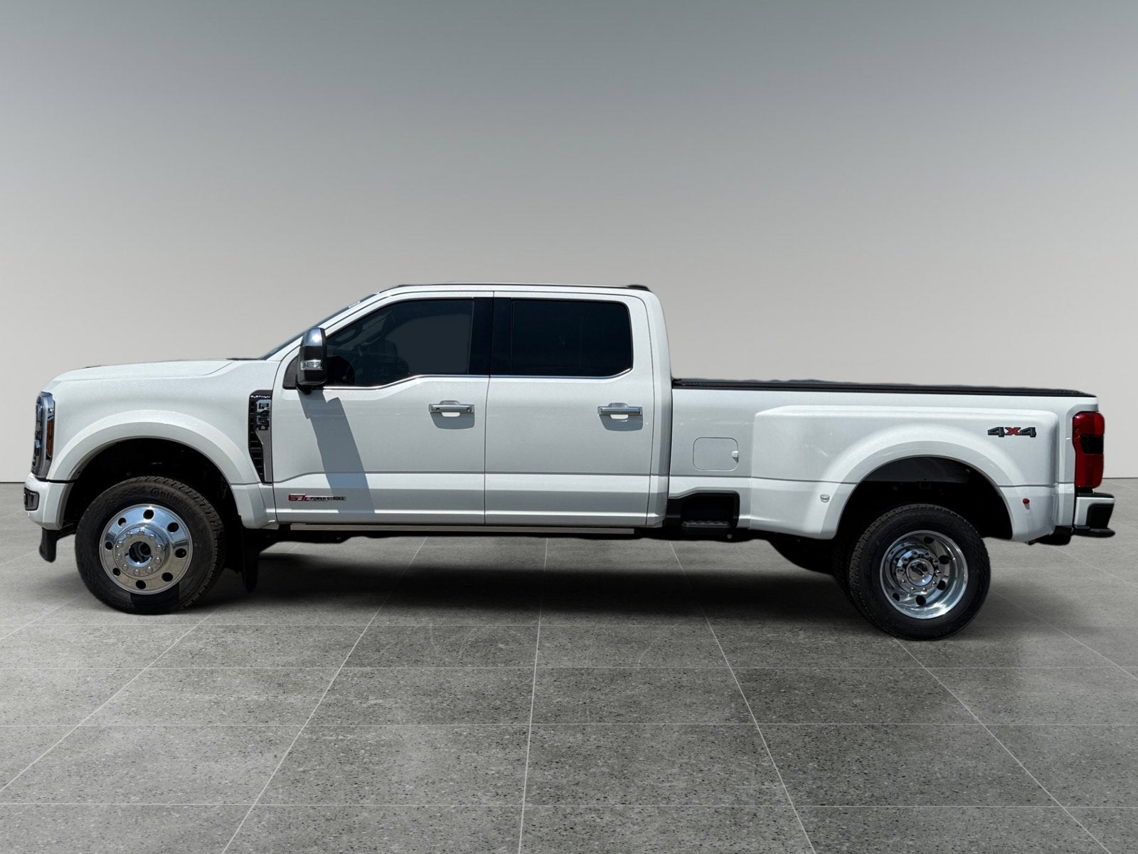 2026 Ford Super Duty F-450 DRW Platinum