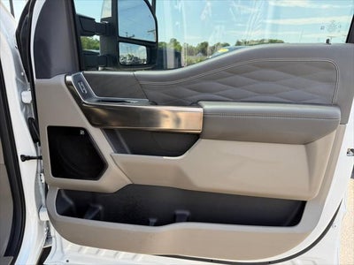 2026 Ford Super Duty F-450 DRW Platinum