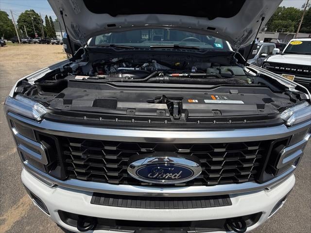 2026 Ford Super Duty F-450 DRW Platinum