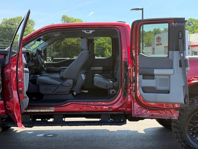 2024 Ford Super Duty F-350 SRW XLT