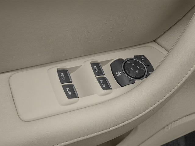 2014 Lincoln MKS Base