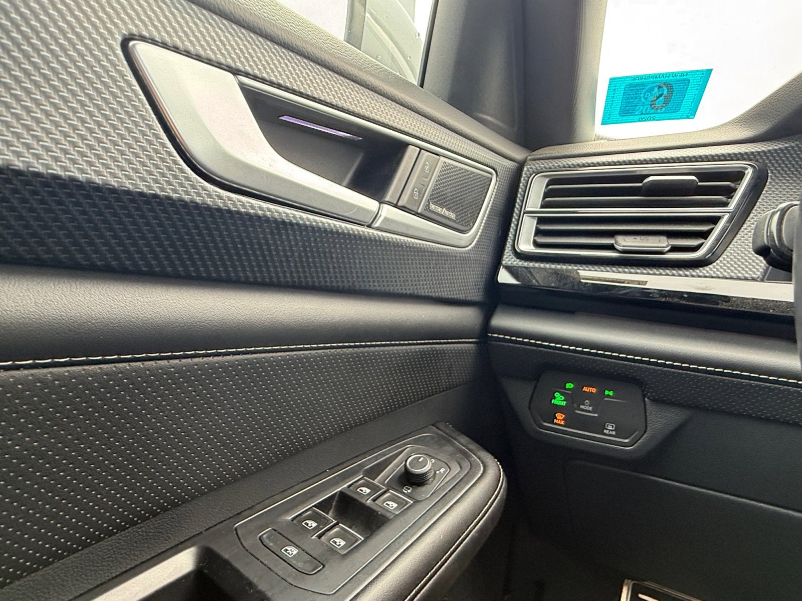 2024 Volkswagen Atlas Cross Sport 2.0T SEL Premium R-Line
