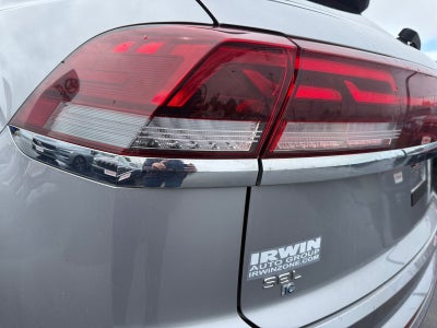 2024 Volkswagen Atlas Cross Sport 2.0T SEL Premium R-Line