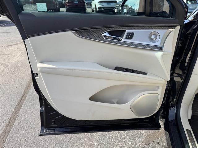 2019 Lincoln Nautilus Black Label