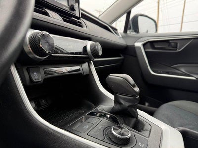 2022 Toyota RAV4 Hybrid LE