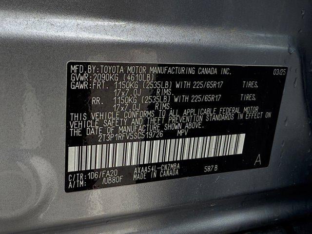 2025 Toyota RAV4 XLE