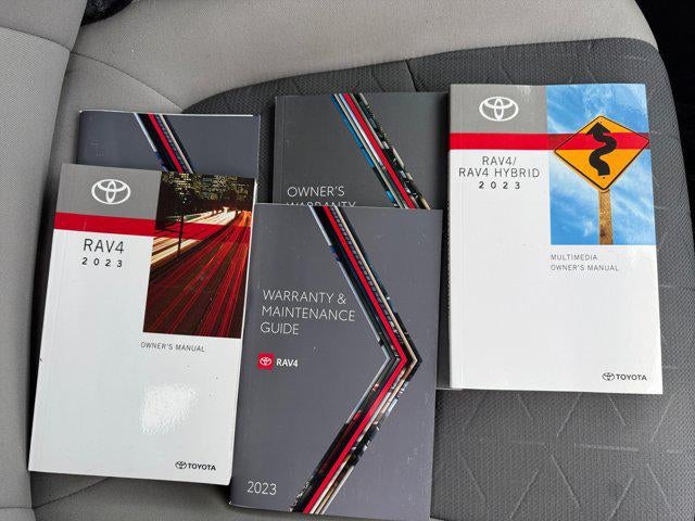 2023 Toyota RAV4 XLE