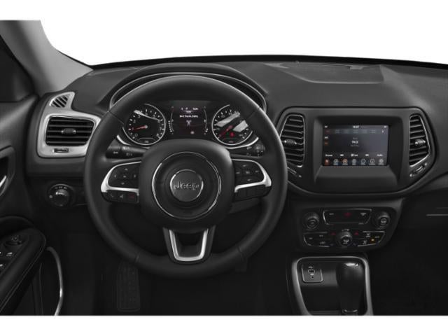 2020 Jeep Compass Latitude w/Sun/Safety Pkg