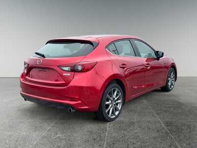 2018 Mazda Mazda3 5-Door Touring