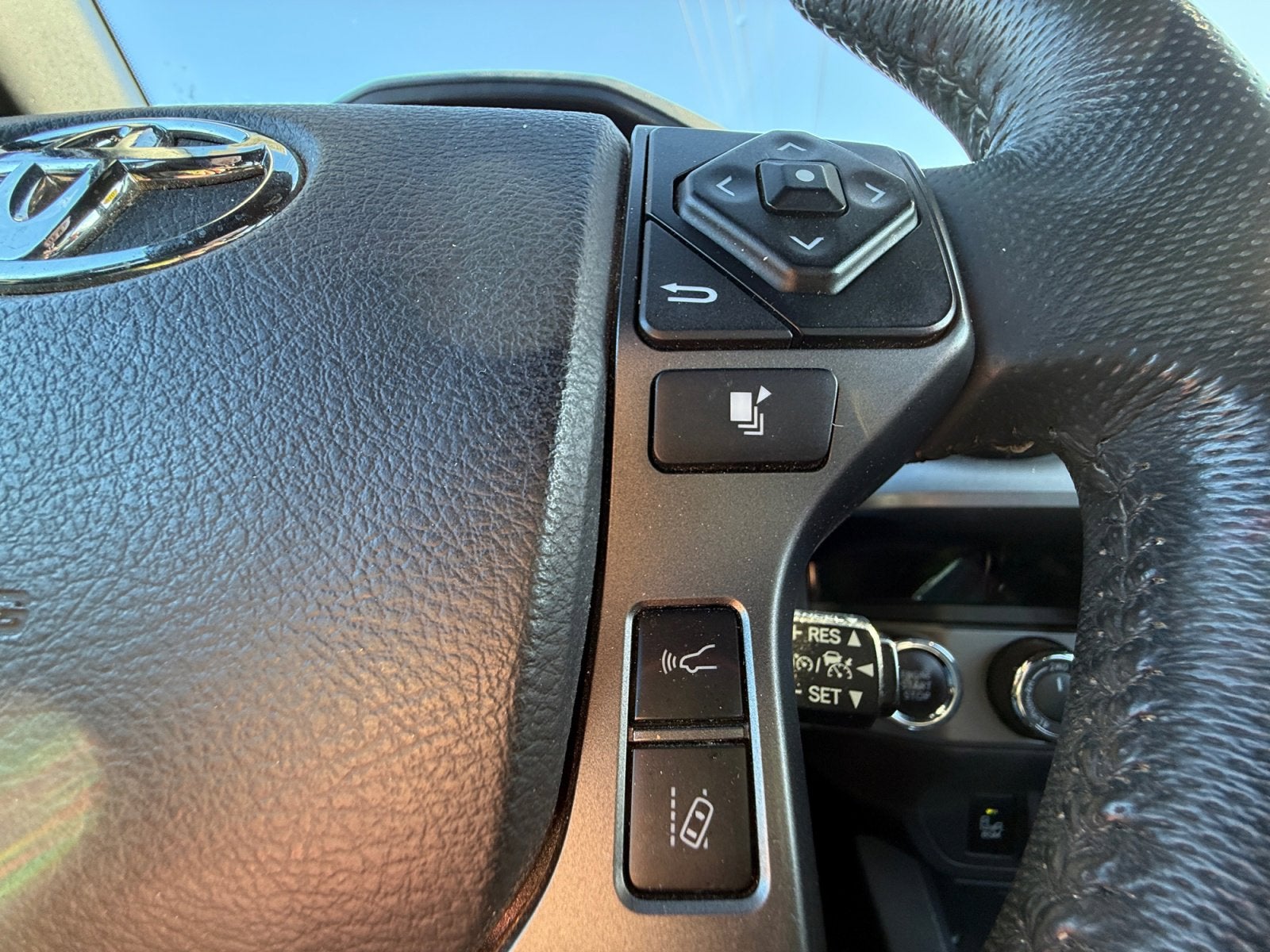 2018 Toyota Tacoma TRD Sport